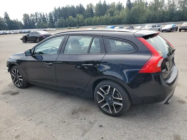 YV140MSL1J2399470 2018 VOLVO V60 - Image 2