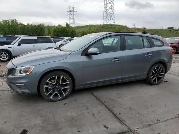 YV140MSL8J2412148 2018 VOLVO V60 - Image 1