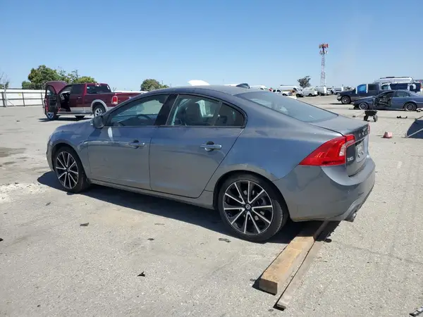 YV140MTL0J2460080 2018 VOLVO S60 - Image 2