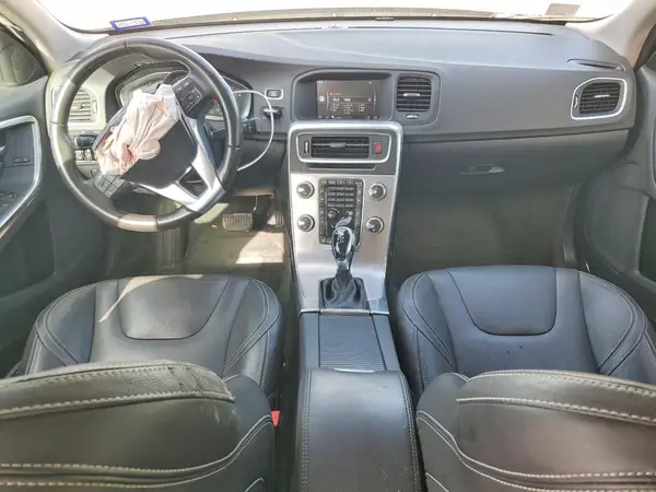 YV140MTL1J2455129 2018 VOLVO S60 - Image 8
