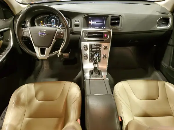 YV140MTL1J2457799 2018 VOLVO S60 - Image 8