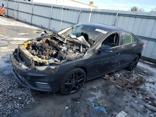 YV140MTL2H2428354 2017 VOLVO S60 - Image 1