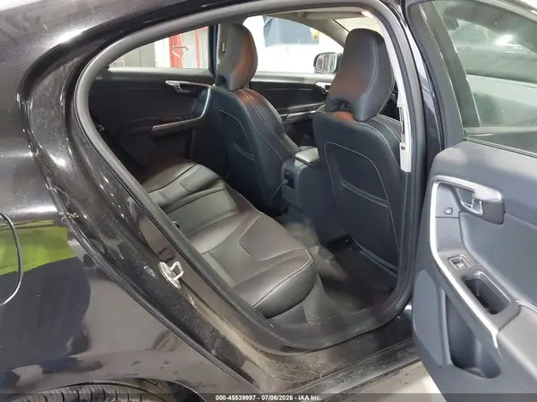 YV140MTL2J2459822 2018 VOLVO S60 - Image 8