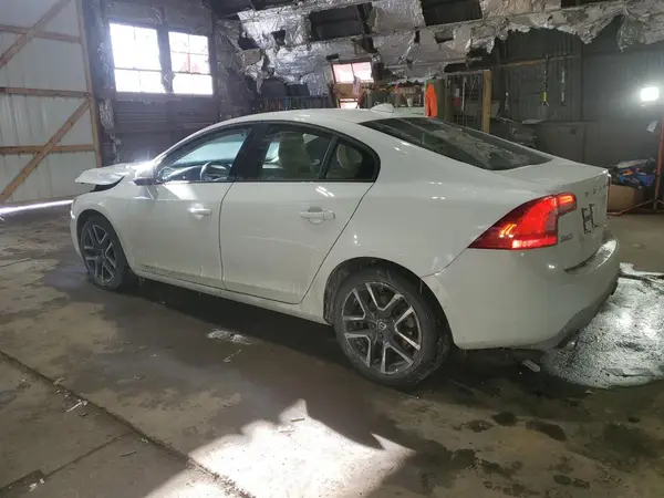 YV140MTL3H2420232 2017 VOLVO S60 - Image 2
