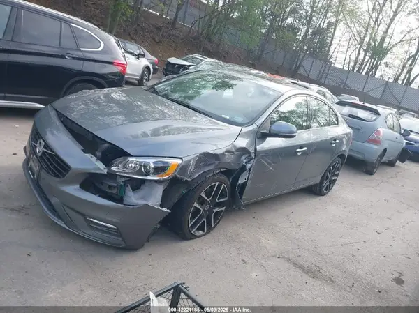 YV140MTL3H2427908 2017 VOLVO S60 - Image 2