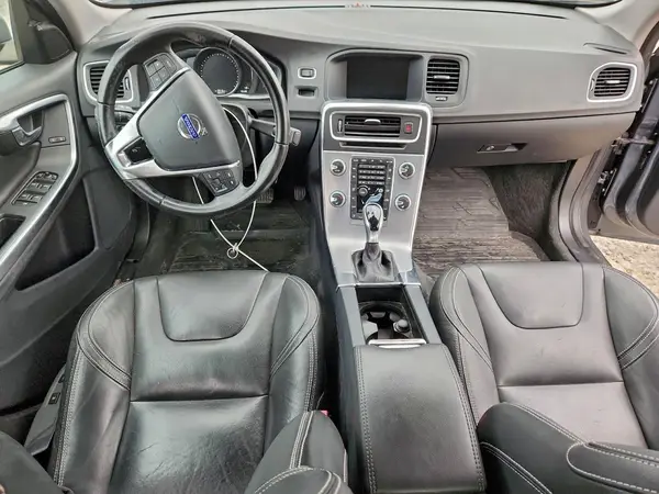 YV140MTL4H2429716 2017 VOLVO S60 - Image 8