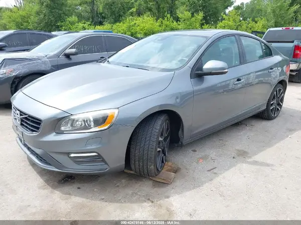 YV140MTL4J2460924 2018 VOLVO S60 - Image 2