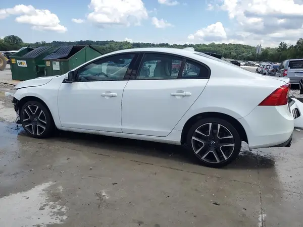 YV140MTL5H2428316 2017 VOLVO S60 - Image 2