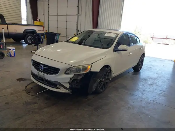 YV140MTL6H2423898 2017 VOLVO S60 - Image 2