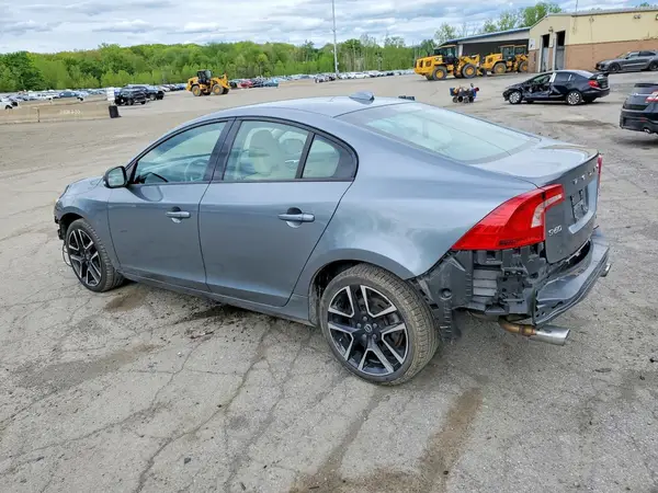 YV140MTL6H2436134 2017 VOLVO S60 - Image 2