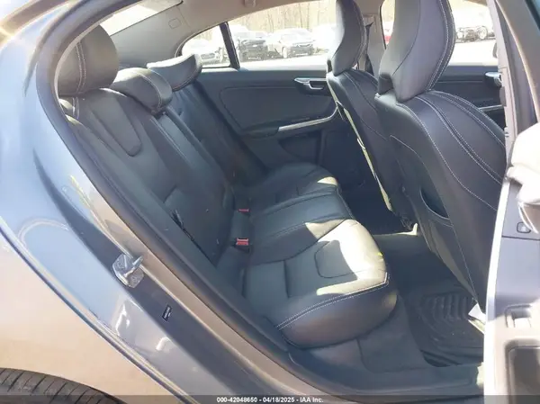YV140MTL6J2459953 2018 VOLVO S60 - Image 8