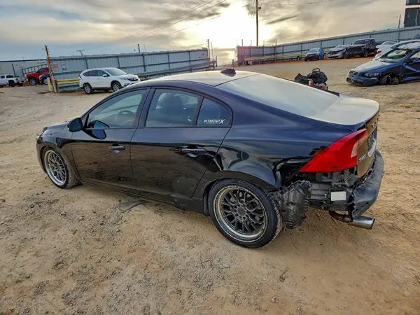 YV140MTL7H2425806 2017 VOLVO S60 - Image 2