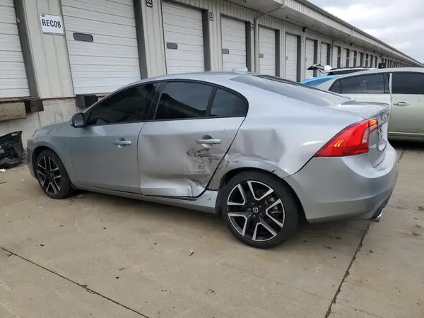 YV140MTL7J2450257 2018 VOLVO S60 - Image 2