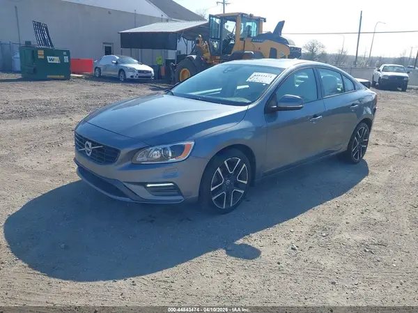 YV140MTL7J2457984 2018 VOLVO S60 - Image 2