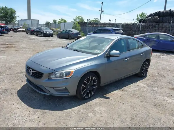 YV140MTL8H2426754 2017 VOLVO S60 - Image 2