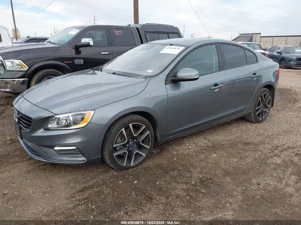 YV140MTL8H2429640 2017 VOLVO S60 - Image 2