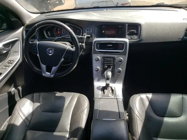YV140MTL8H2433865 2017 VOLVO S60 - Image 8