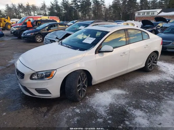 YV140MTL8J2451031 2018 VOLVO S60 - Image 2
