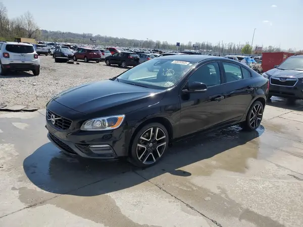 YV140MTL8J2457749 2018 VOLVO S60 - Image 1