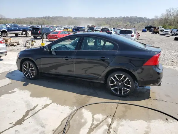 YV140MTL8J2457749 2018 VOLVO S60 - Image 2