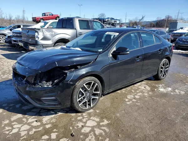 YV140MTL8J2460585 2018 VOLVO S60 - Image 1