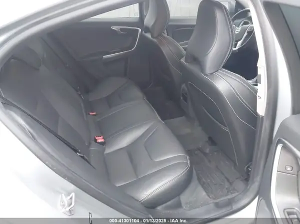 YV140MTL8J2465284 2018 VOLVO S60 - Image 8