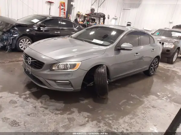 YV140MTL9H2437956 2017 VOLVO S60 - Image 2