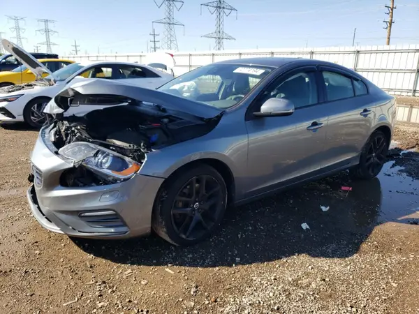 YV140MTL9J2465374 2018 VOLVO S60 - Image 1