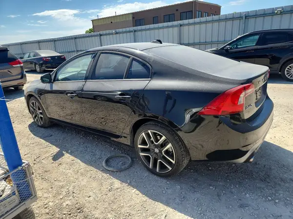 YV140MTLXH2428215 2017 VOLVO S60 - Image 2