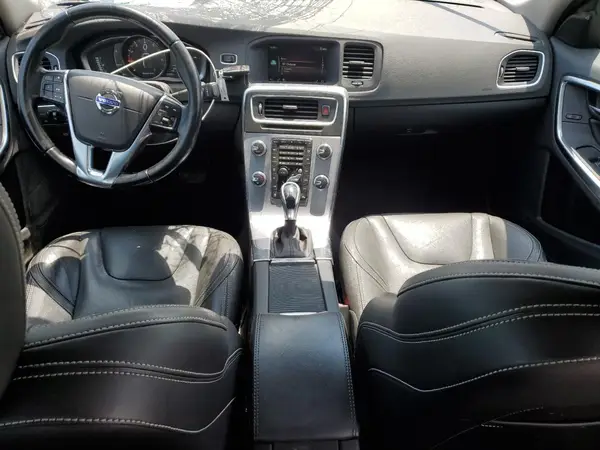 YV140MTLXH2429185 2017 VOLVO S60 - Image 8