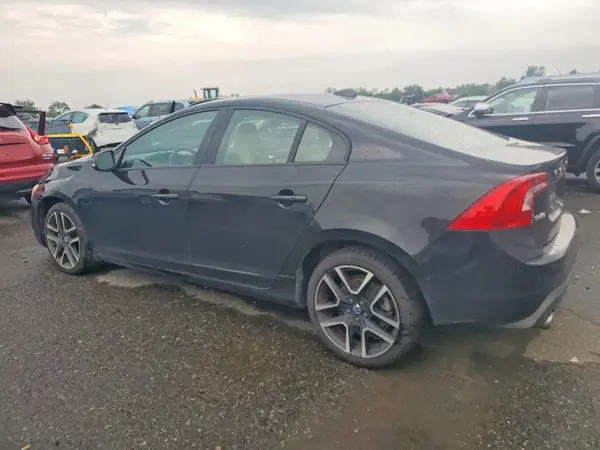 YV140MTLXH2437089 2017 VOLVO S60 - Image 2
