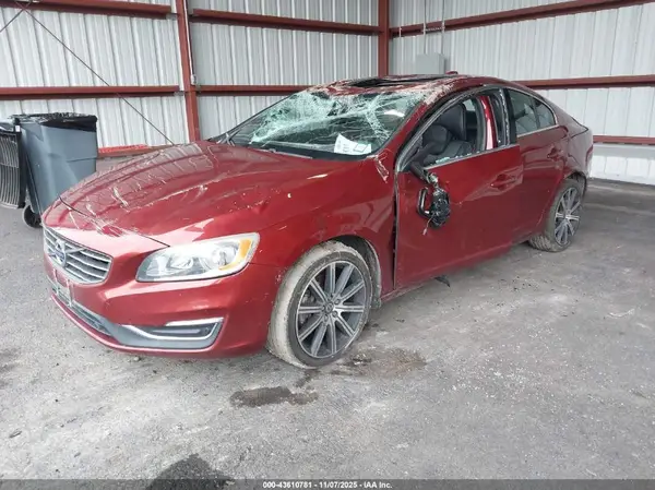 YV149MFK0G2395748 2016 VOLVO S60 - Image 2