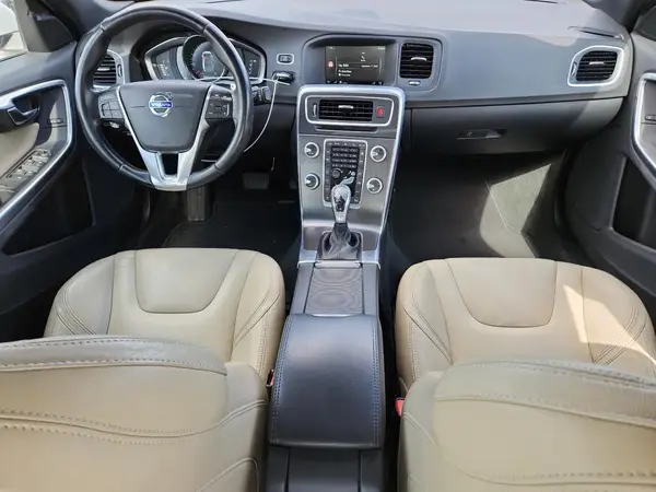 YV149MFK5G2400376 2016 VOLVO S60 - Image 8