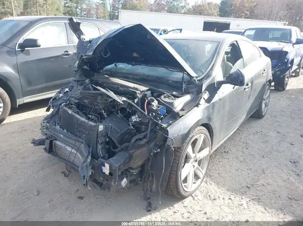 YV149MFK8G2396890 2016 VOLVO S60 - Image 2