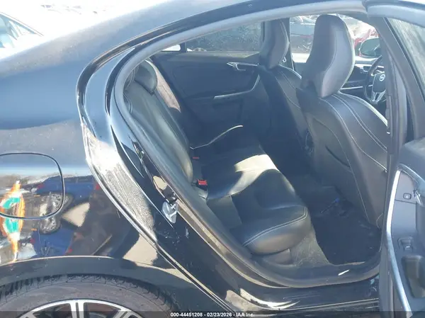 YV149MFM1G2397879 2016 VOLVO S60 - Image 8
