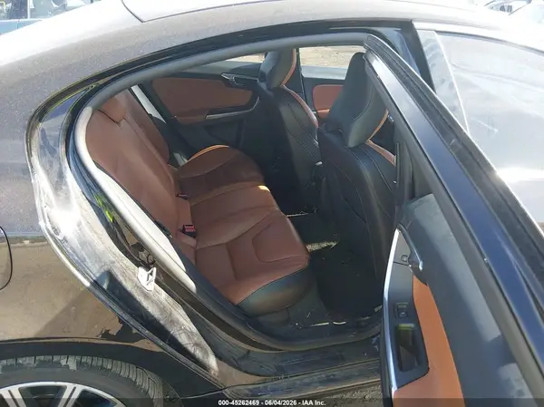 YV149MFM9G1400775 2016 VOLVO S60 - Image 8