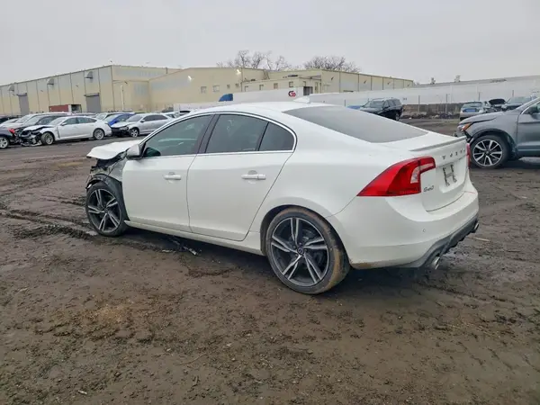 YV149MTS1H2435454 2017 VOLVO S60 - Image 2