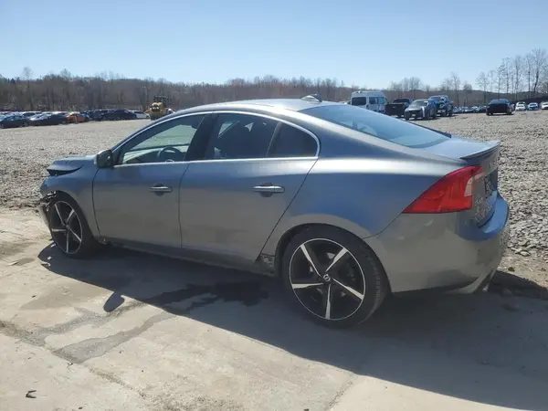 YV149MTS7G2405809 2016 VOLVO S60 - Image 2