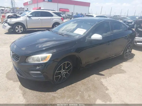 YV149MTSXH2438627 2017 VOLVO S60 - Image 2