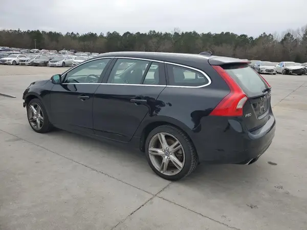 YV1612SK1G1310724 2016 VOLVO V60 - Image 2