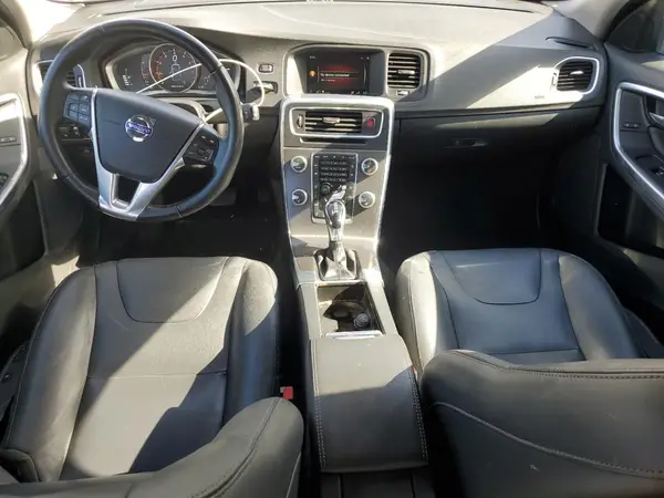 YV1612SK2G1309954 2016 VOLVO V60 - Image 8