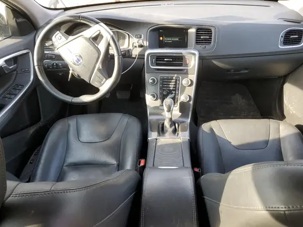 YV1612SK3G1307257 2016 VOLVO V60 - Image 8