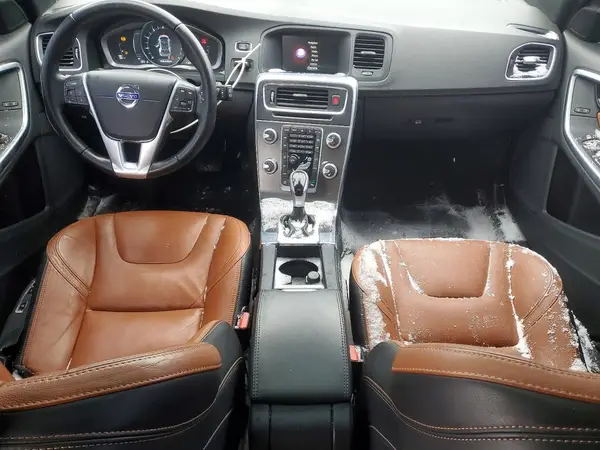 YV1612SK4G1310393 2016 VOLVO V60 - Image 8