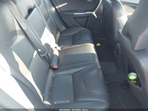 YV1612SK5G1312279 2016 VOLVO V60 - Image 8