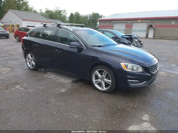 YV1612SK8G1306945 2016 VOLVO V60