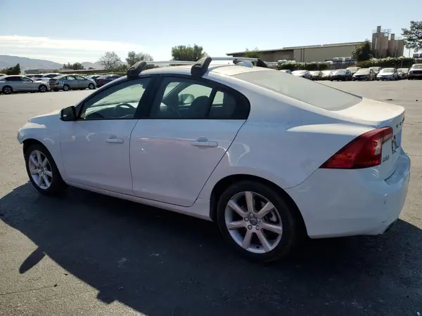 YV1612TJ4G2404516 2016 VOLVO S60 - Image 2