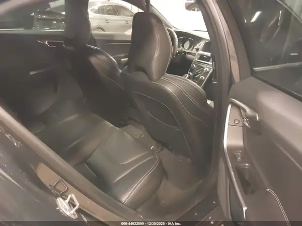 YV1612TK0G2410399 2016 VOLVO S60 - Image 8