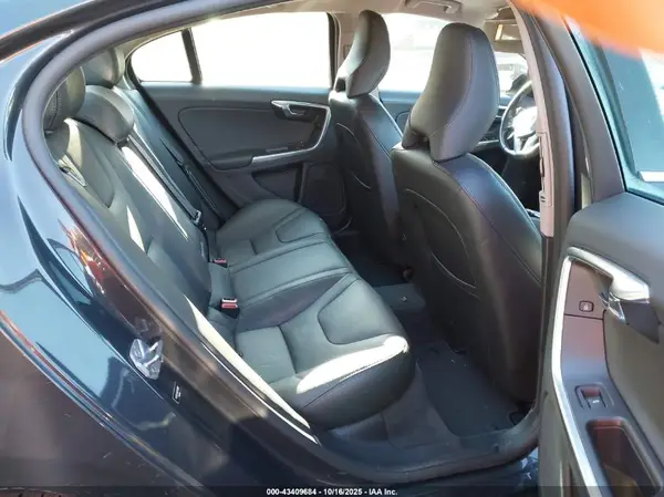 YV1612TK0G2410967 2016 VOLVO S60 - Image 8
