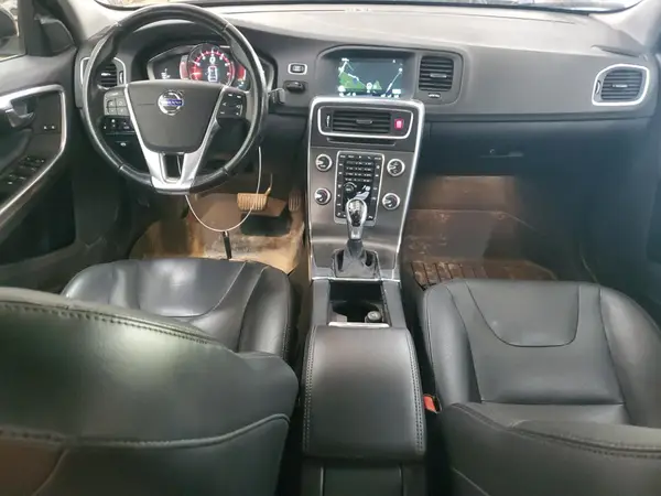 YV1612TK1G2392995 2016 VOLVO S60 - Image 8