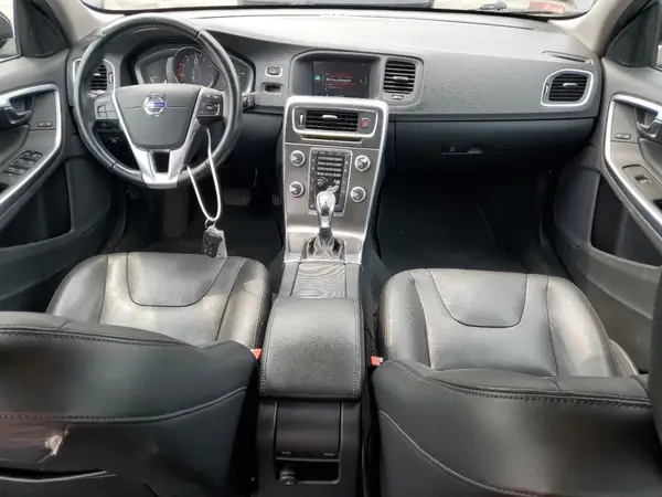 YV1612TK1G2406636 2016 VOLVO S60 - Image 8